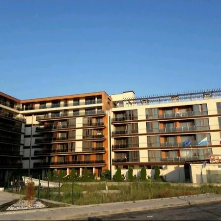 Bay Apartament Lägenhet Pomorie